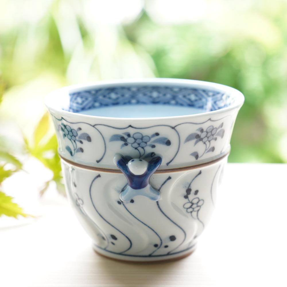 ARITA WARE "IKKANNJIN" CARVED TEACUP WITH WILD FLOWERS (BLUE)